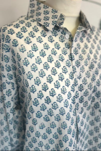 block print summer cotton shirt. for men. blue and white cotton summer shirt. Beach shirt for men. holiday shirt. printed cotton shirt. blue and white mens printed cotton shirt.