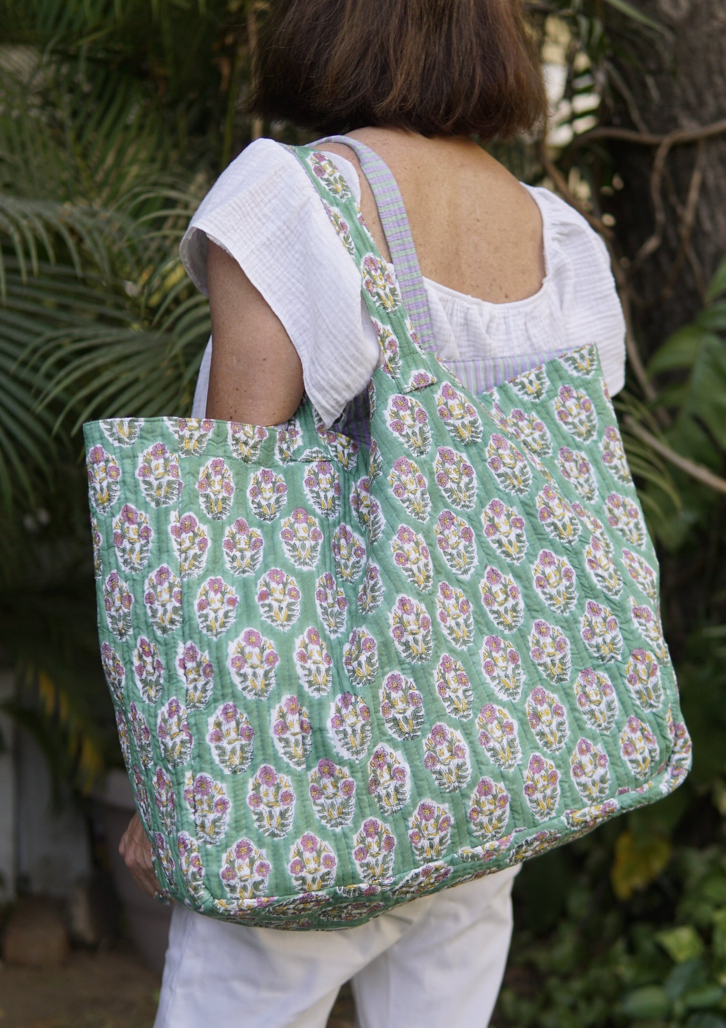 Beach bag, Green and ;ilac Provencale print with coordinating lining, X Large cotton, block printed tote bag. Handmade. 