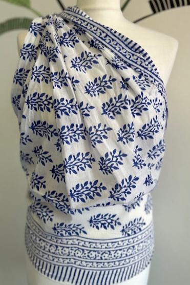 Beach pareo, sarong, Blue and white block print cotton sarong
