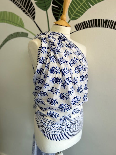 Beach pareo, sarong, Blue and white block print cotton sarong