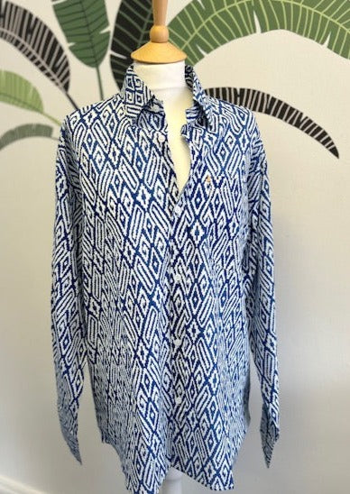 Summer beach shirt for men. Men's printed cotton summer shirt. Men's beach shirt