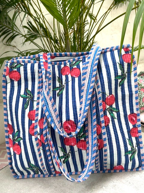Bag, quilted cotton tote bag, large beach bag
