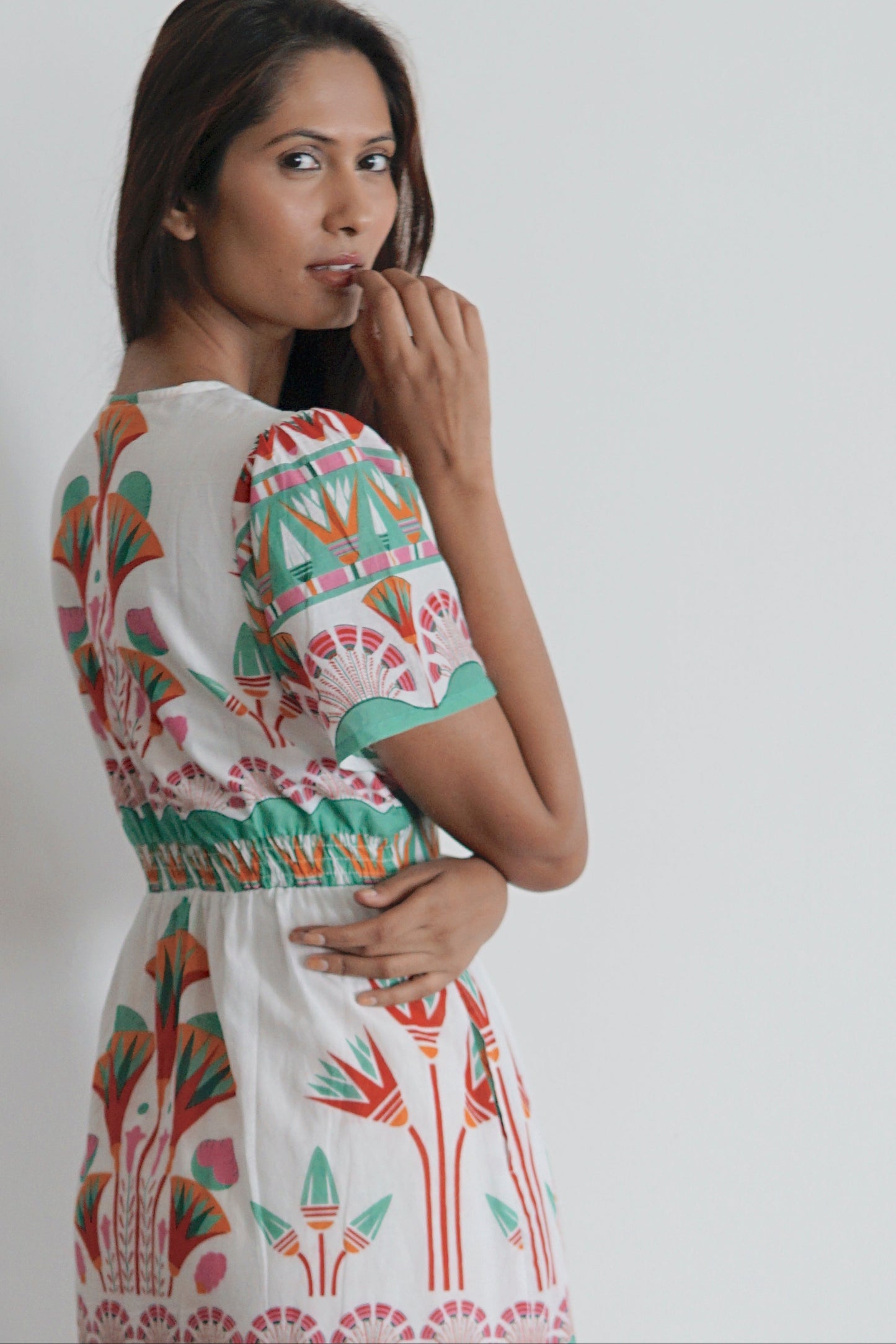 White floral print Summer midi dress with pockets Emilia