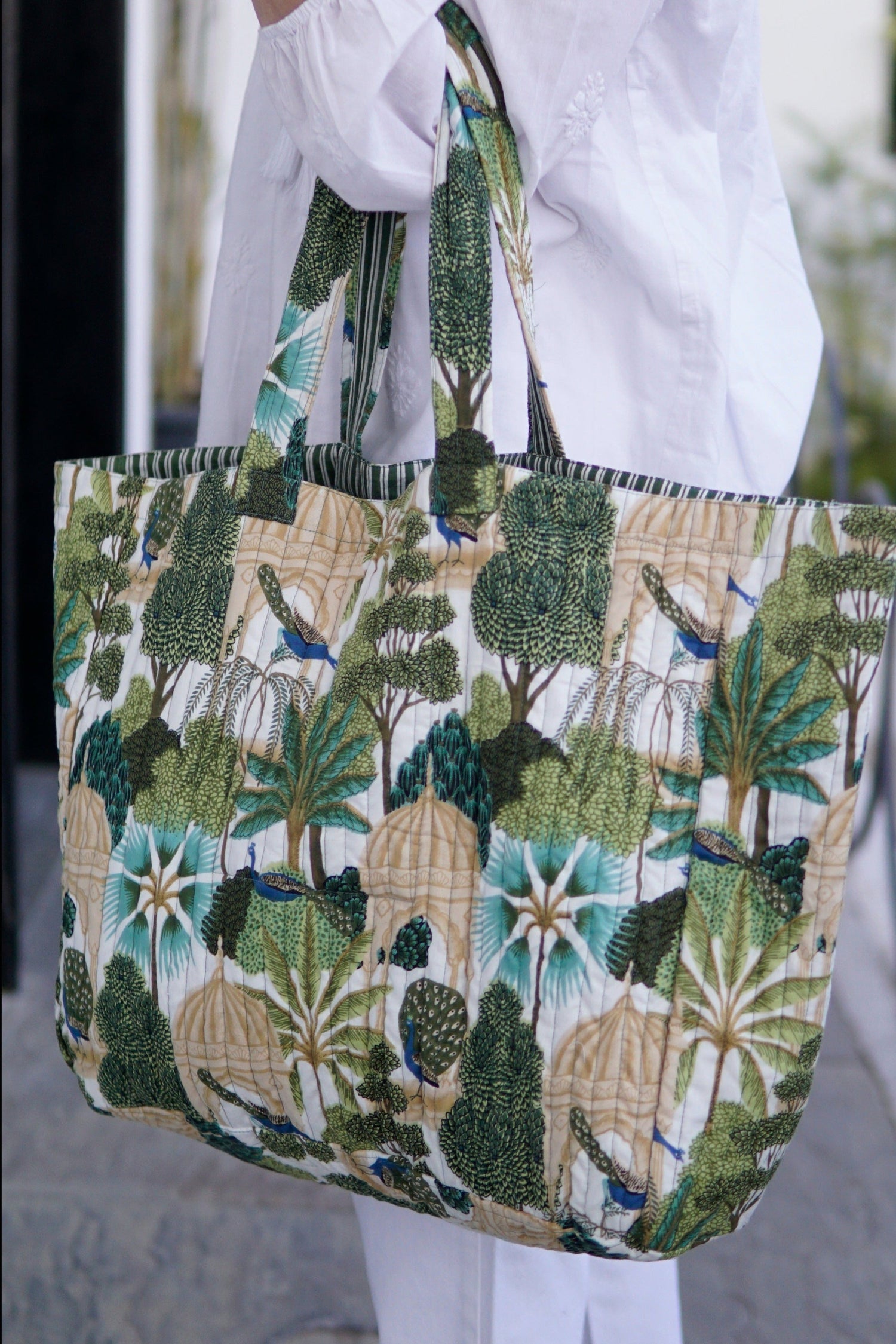 Bag, XL quilted cotton tote bag with pocket. reversible beach bag, market shopping tote bag